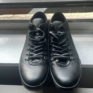 Kenneth Cole boots men’s size 9 like new​​​​